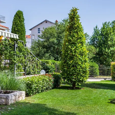 Stana-2 By Interhome Apartmán Zadar