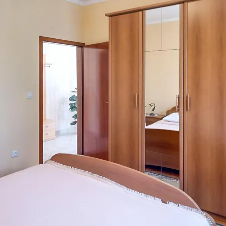 Stana-2 By Interhome Apartmán *